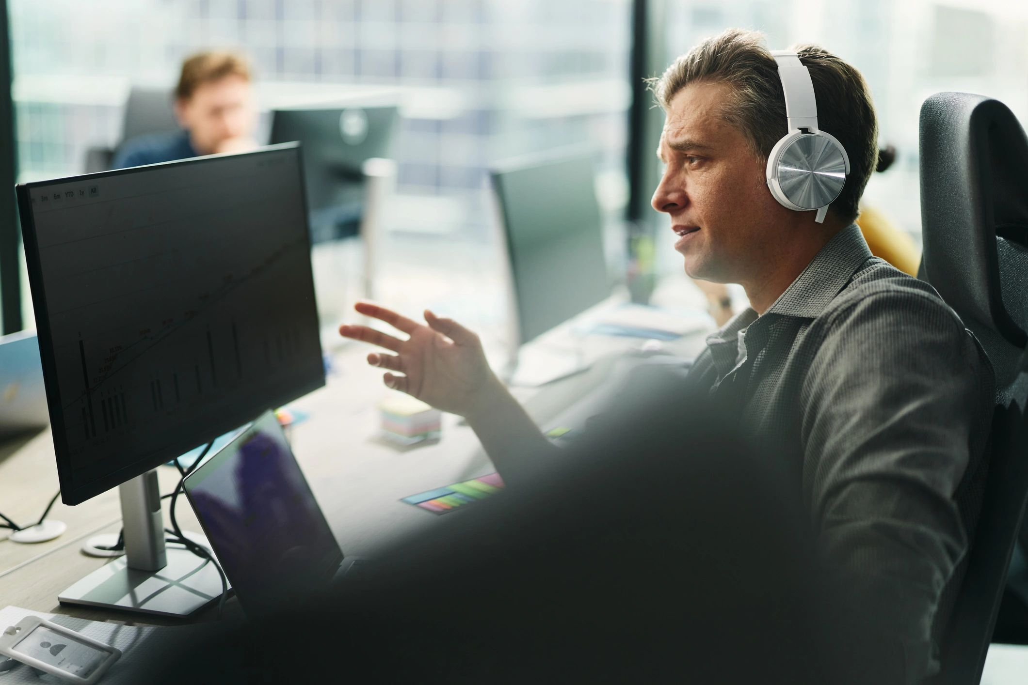 tech support social media platform help desk modern